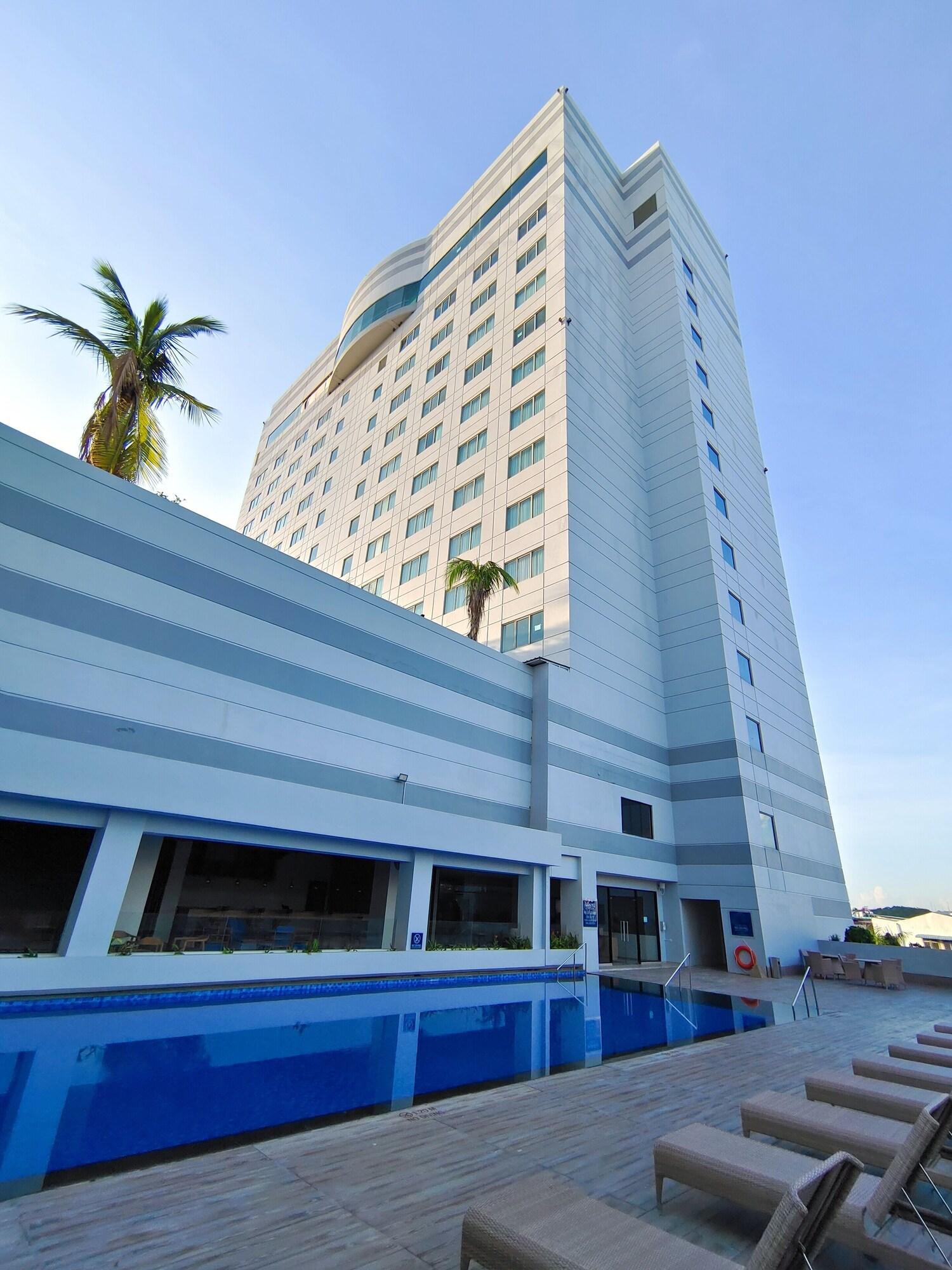 Four Points By Sheraton Batam Hotel Nagoya Ngoại thất bức ảnh